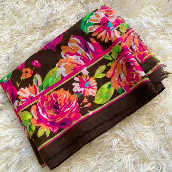 Vera Bradley Scarf | 2 Scarves Bundle!✨ - Picture 3 of 5